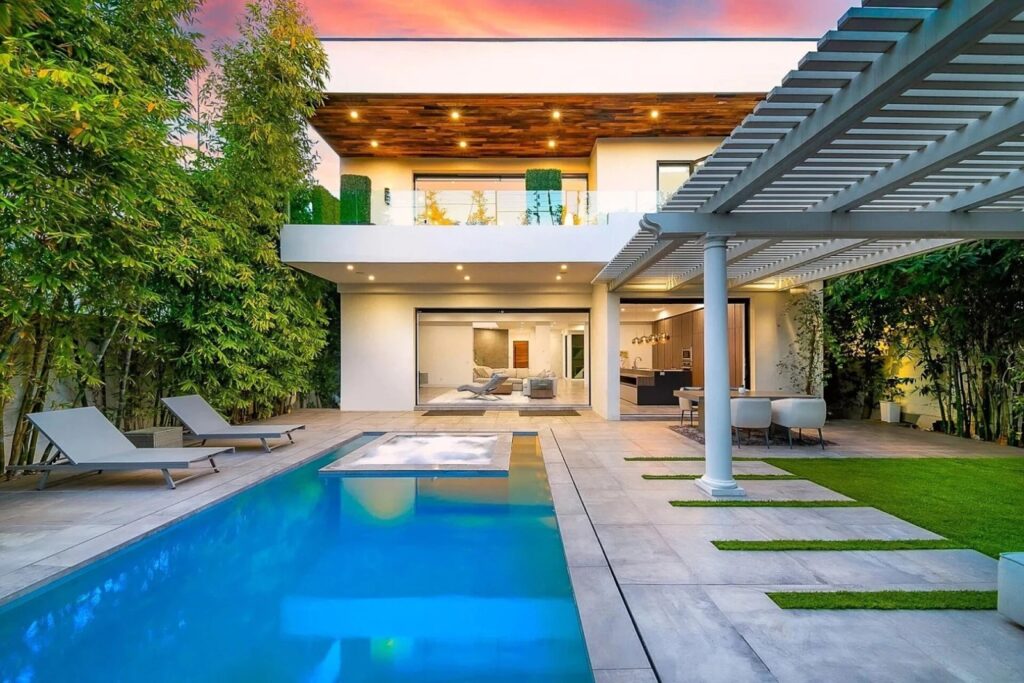 Exclusive Luxury Villa Rentals